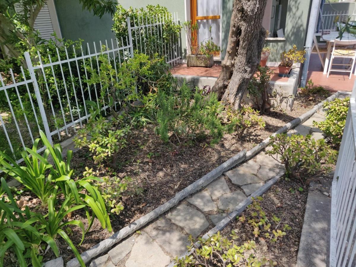 산토바르톨로메오알마레 Residenza Il Poggio 아파트 외부 사진