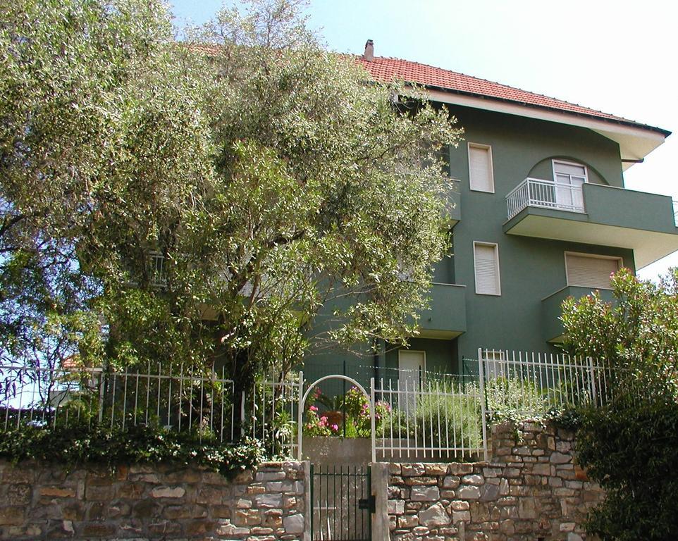산토바르톨로메오알마레 Residenza Il Poggio 아파트 외부 사진