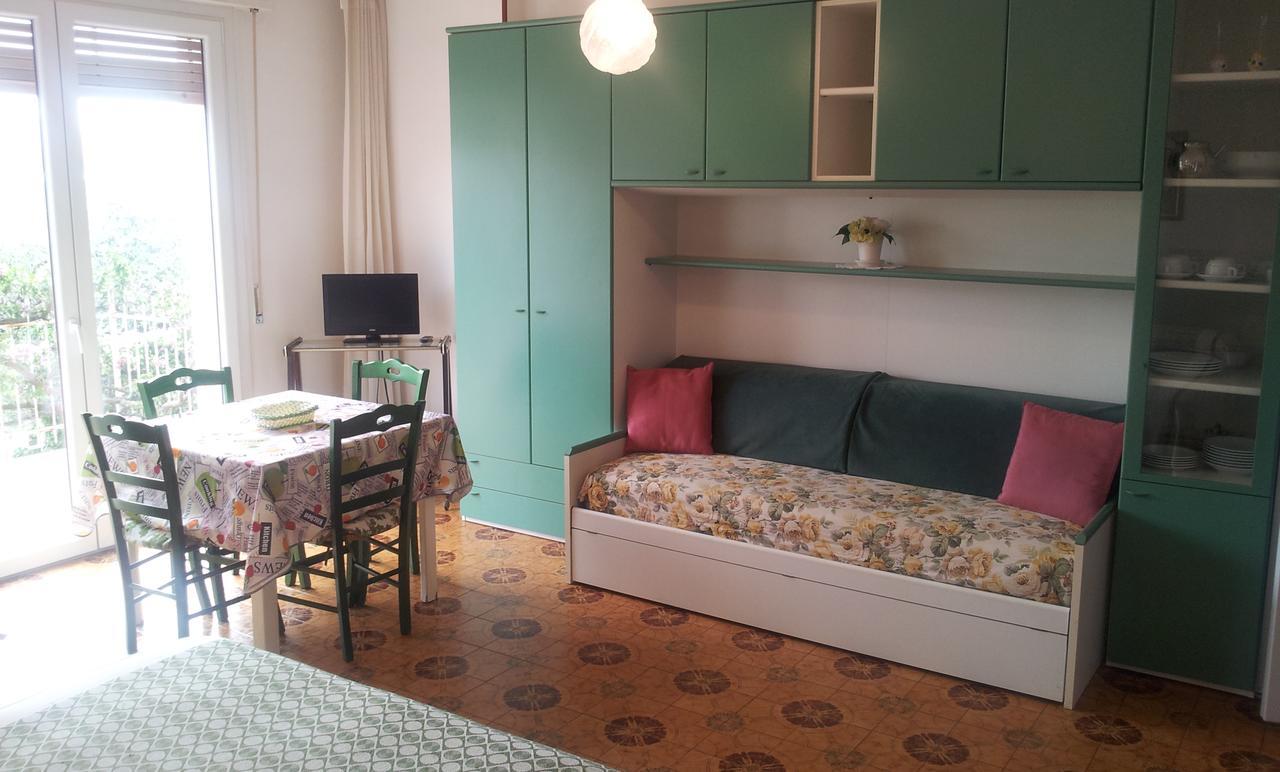 산토바르톨로메오알마레 Residenza Il Poggio 아파트 외부 사진